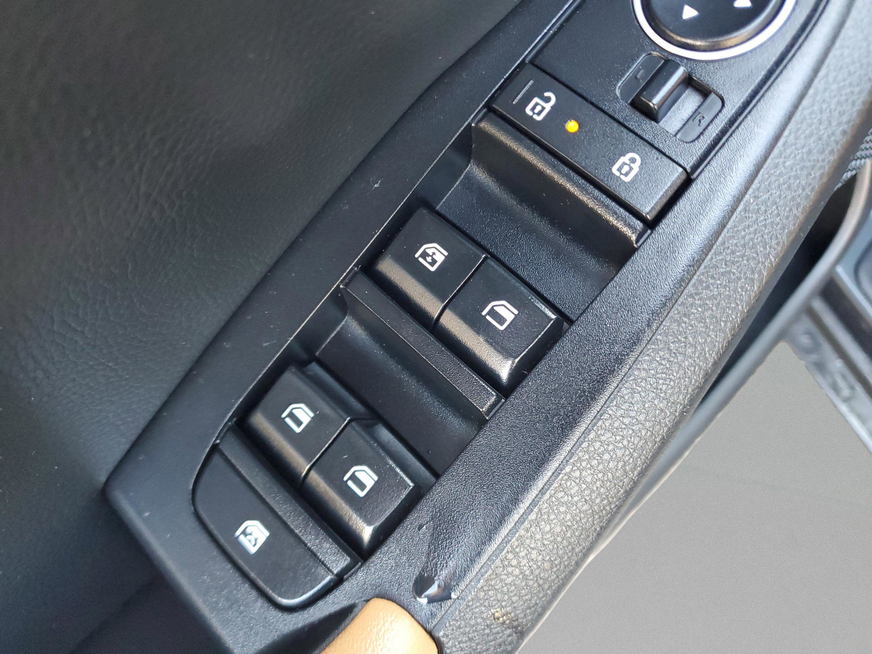 Certified 2024 Kia Seltos EX image 18