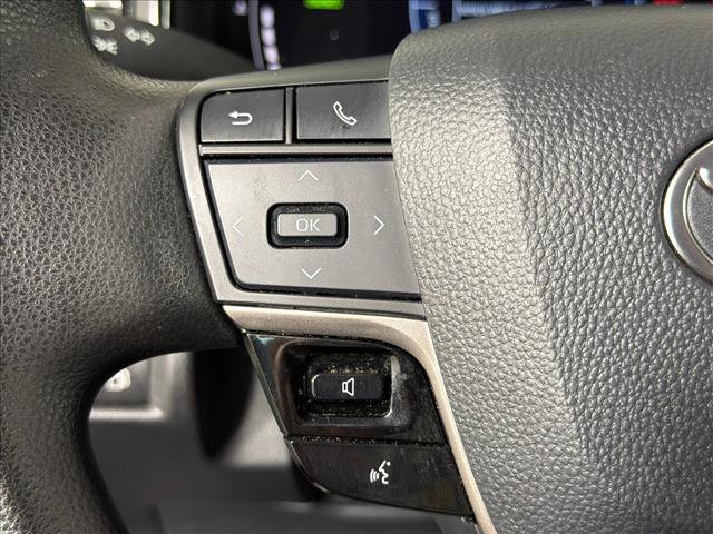 Used 2025 Toyota Camry LE FWD image 24