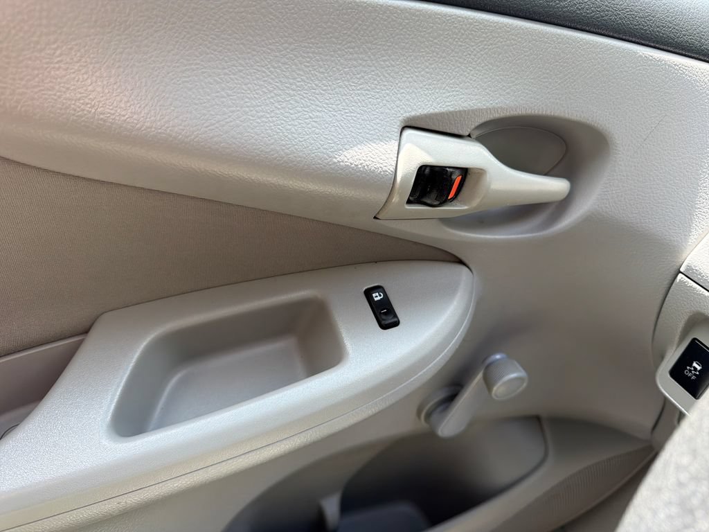 Used 2011 Toyota Corolla FWD image 26