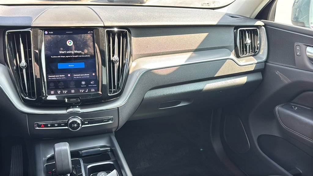 Certified 2023 Volvo XC60 B5 Core w/ Climate Package AWD/4WD image 8