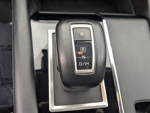 Used 2024 Mitsubishi Outlander SE image 12