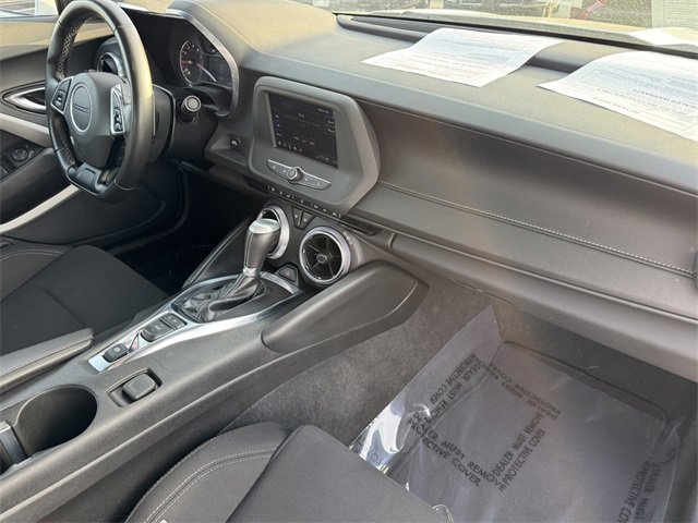 Used 2023 Chevrolet Camaro LT image 5