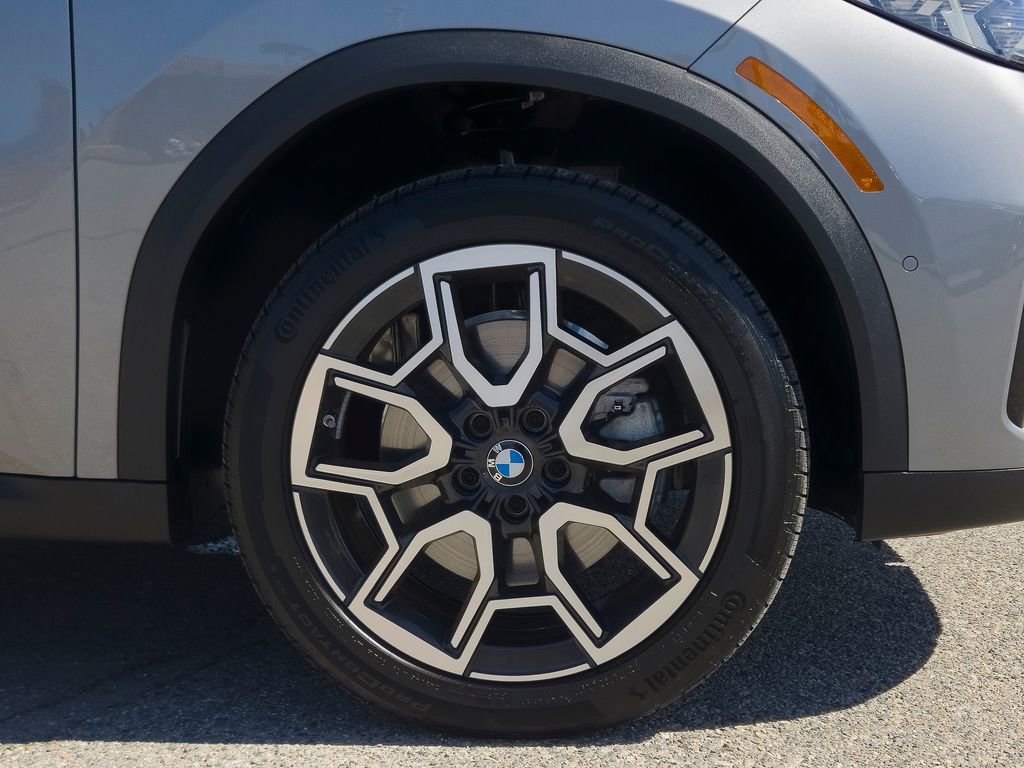 Used 2025 BMW X2 xDrive28i w/ Convenience Package image 7
