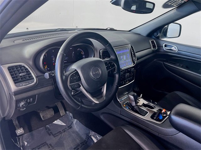 Used 2021 Jeep Grand Cherokee Laredo X image 10