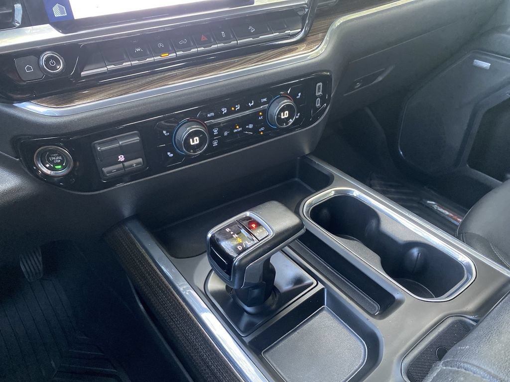 Used 2024 Chevrolet Silverado 1500 LT Trail Boss w/ Convenience Package II AWD/4WD image 24