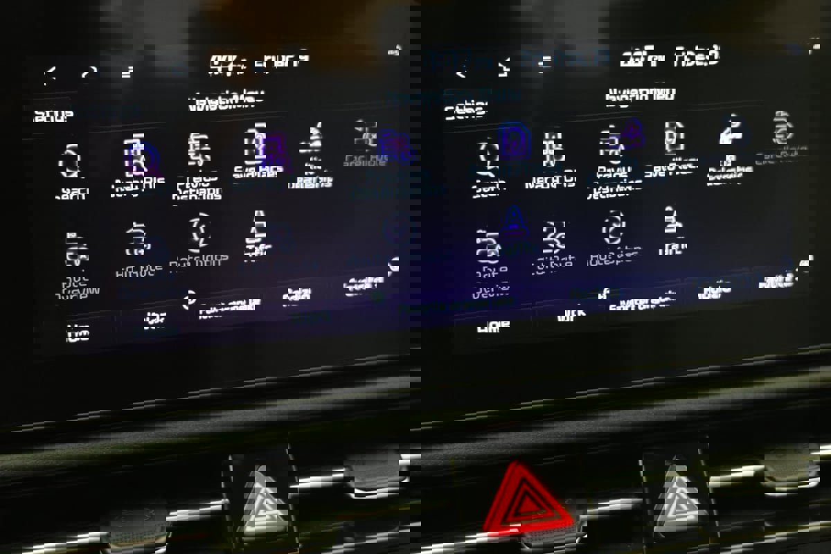 Used 2024 Kia Niro EX image 51