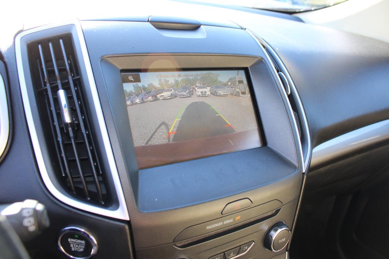 Used 2015 Ford Edge SEL w/ Equipment Group 201A AWD/4WD image 15