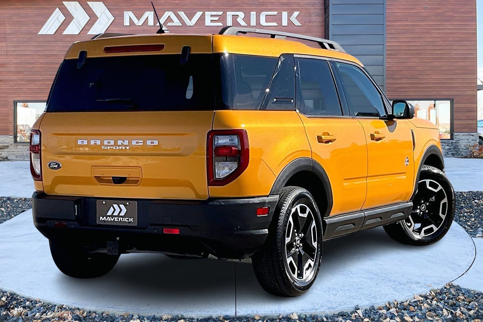 Used 2023 Ford Bronco Sport Outer Banks w/ Tech Package image 5