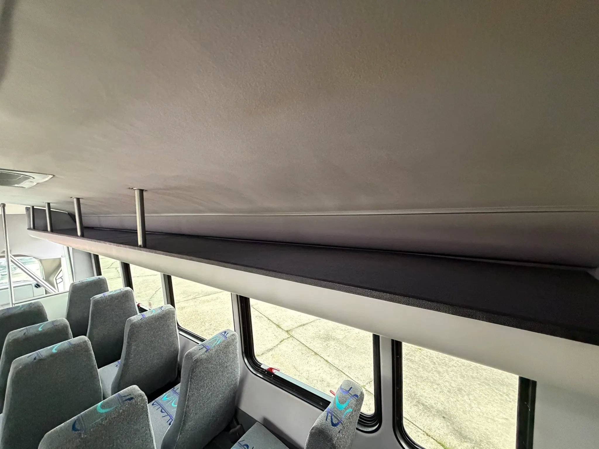Used 2016 Ford E-450 and Econoline 450 Super Duty w/ Shuttle Bus Prep Package RWD image 21
