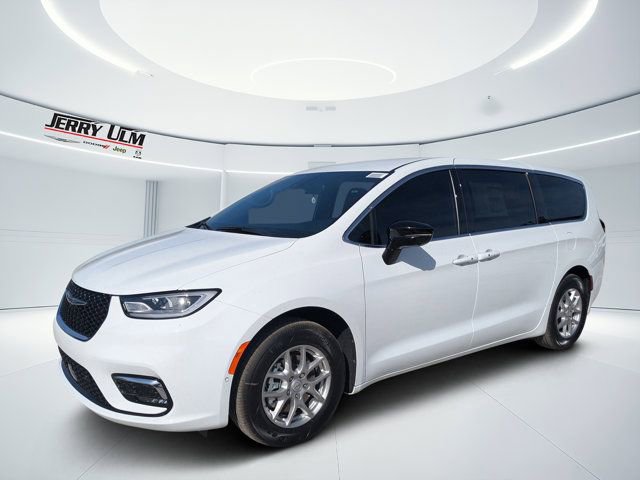 New 2026 Chrysler Pacifica Select FWD image 7
