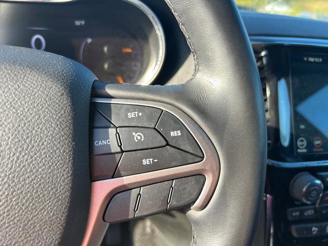 Certified 2022 Jeep Grand Cherokee Limited image 15