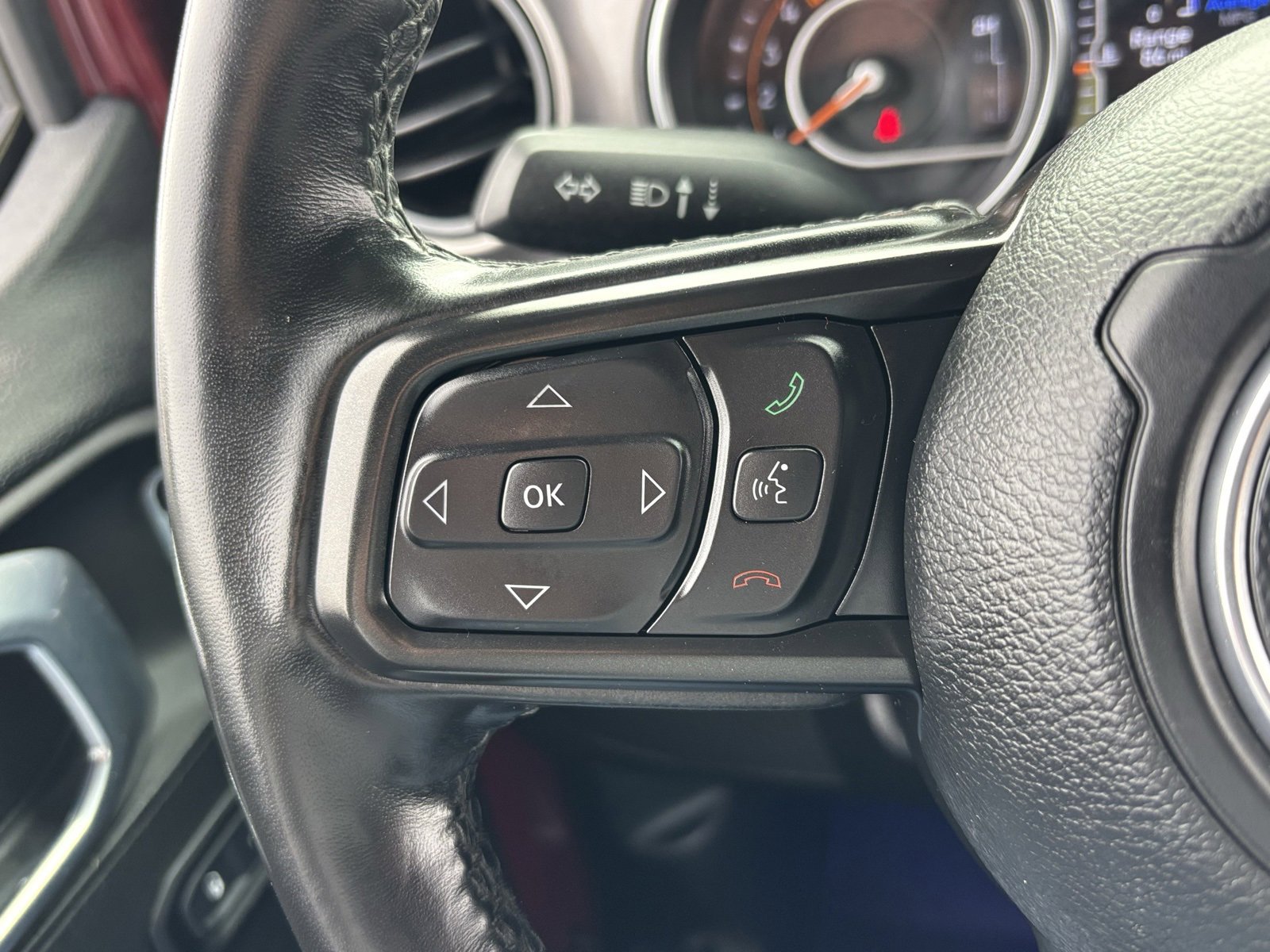 Used 2021 Jeep Gladiator Willys image 24