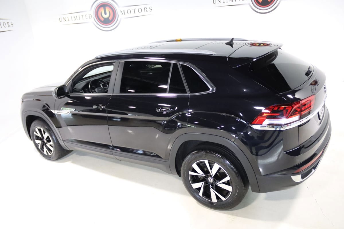 Used 2020 Volkswagen Atlas Cross Sport SEL image 7