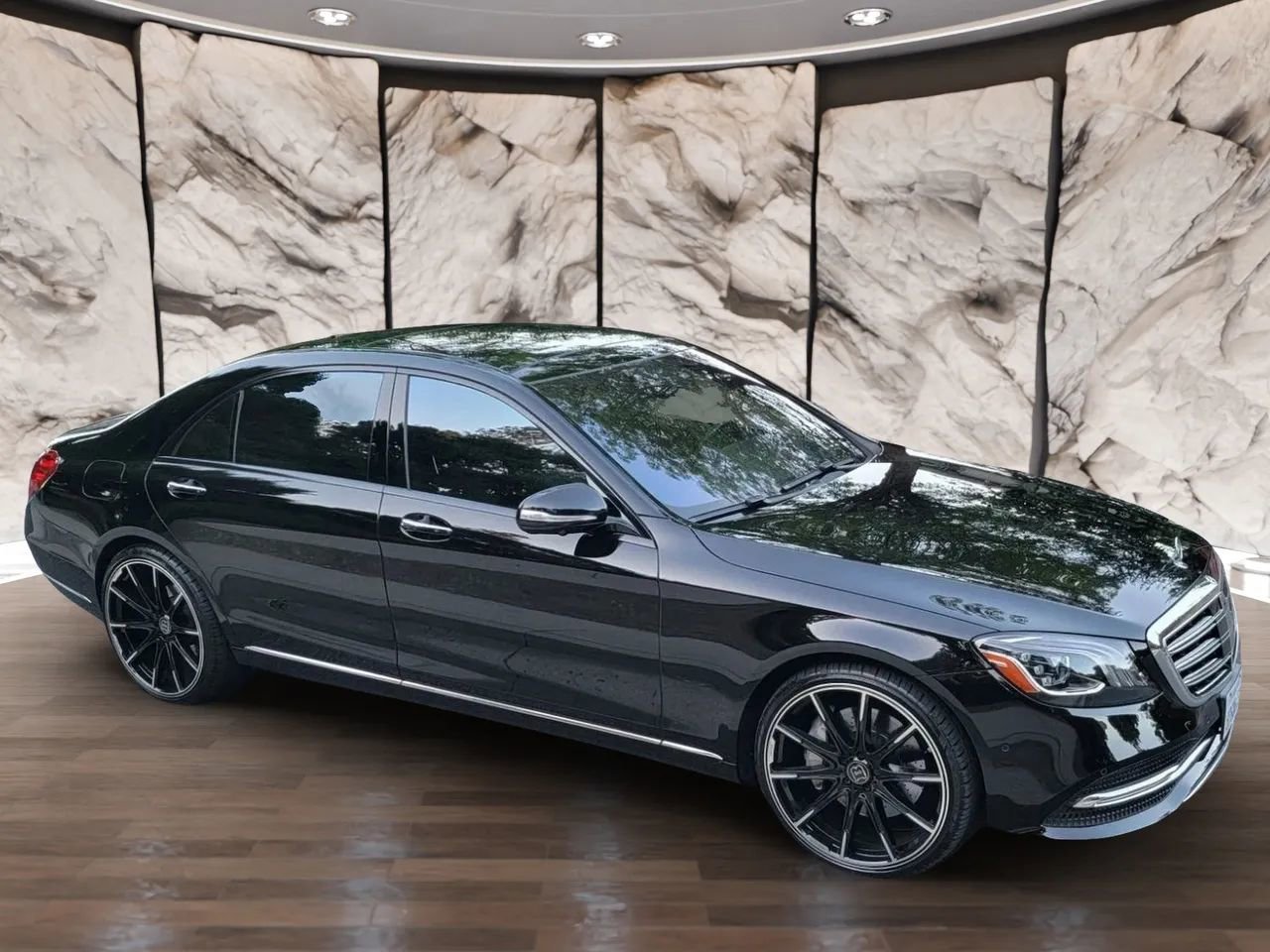 Used 2020 Mercedes-Benz S 560 Sedan image 16