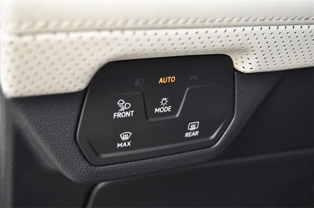 New 2026 Volkswagen Atlas Cross Sport SEL Premium R-Line image 11