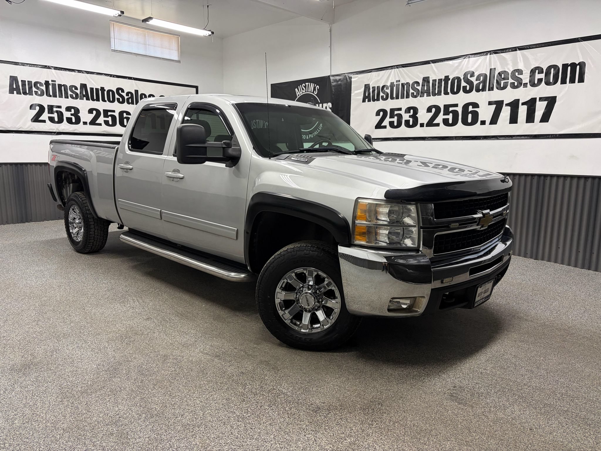 Used 2010 Chevrolet Silverado 2500 LTZ AWD/4WD image 1
