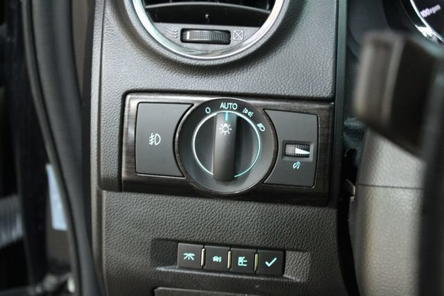 Used 2013 Chevrolet Captiva Sport LT w/ Convenience Package FWD image 15