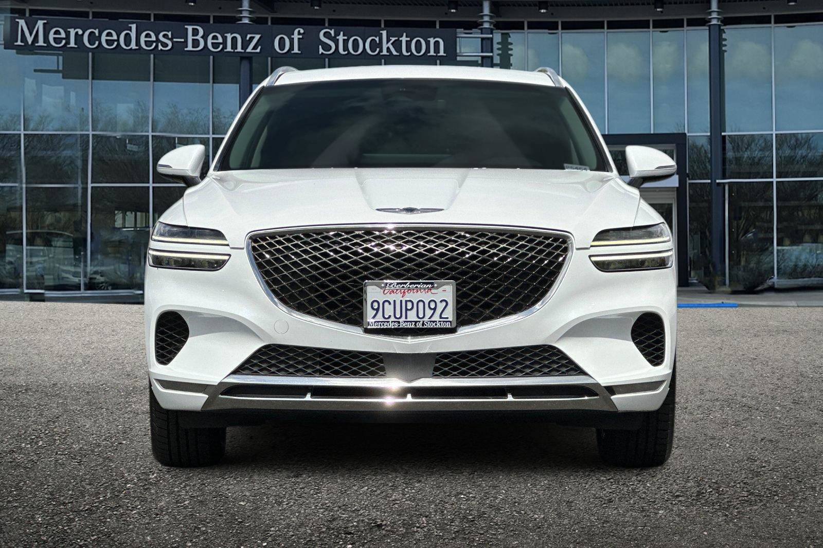 Used 2023 Genesis GV70 2.5T AWD/4WD image 9