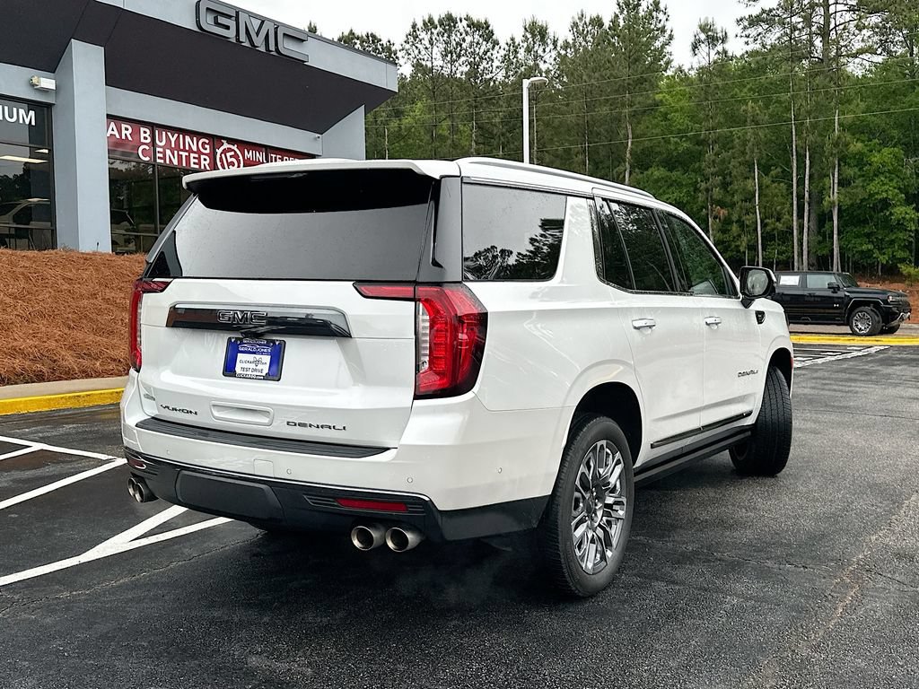 Used 2024 GMC Yukon Denali Ultimate AWD/4WD image 7
