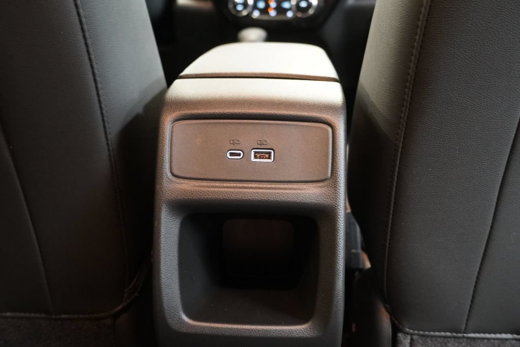 Used 2025 Chevrolet Trax LT w/ Driver Confidence Package FWD image 26