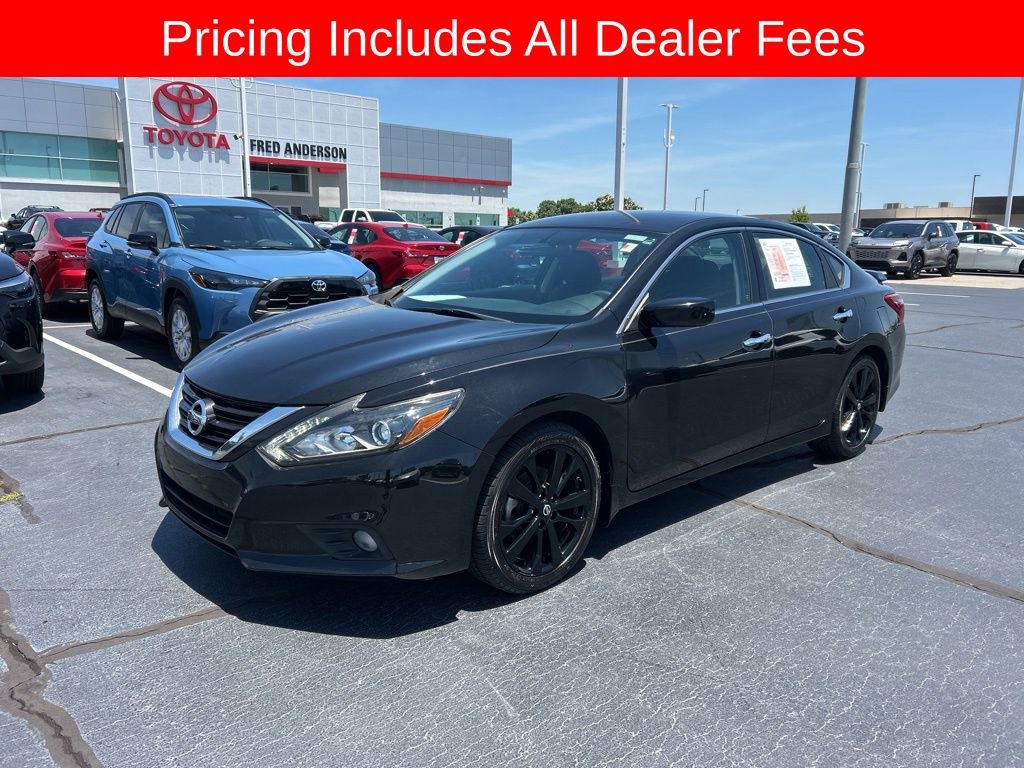 Used 2017 Nissan Altima 2.5 SR w/ Midnight Edition Package