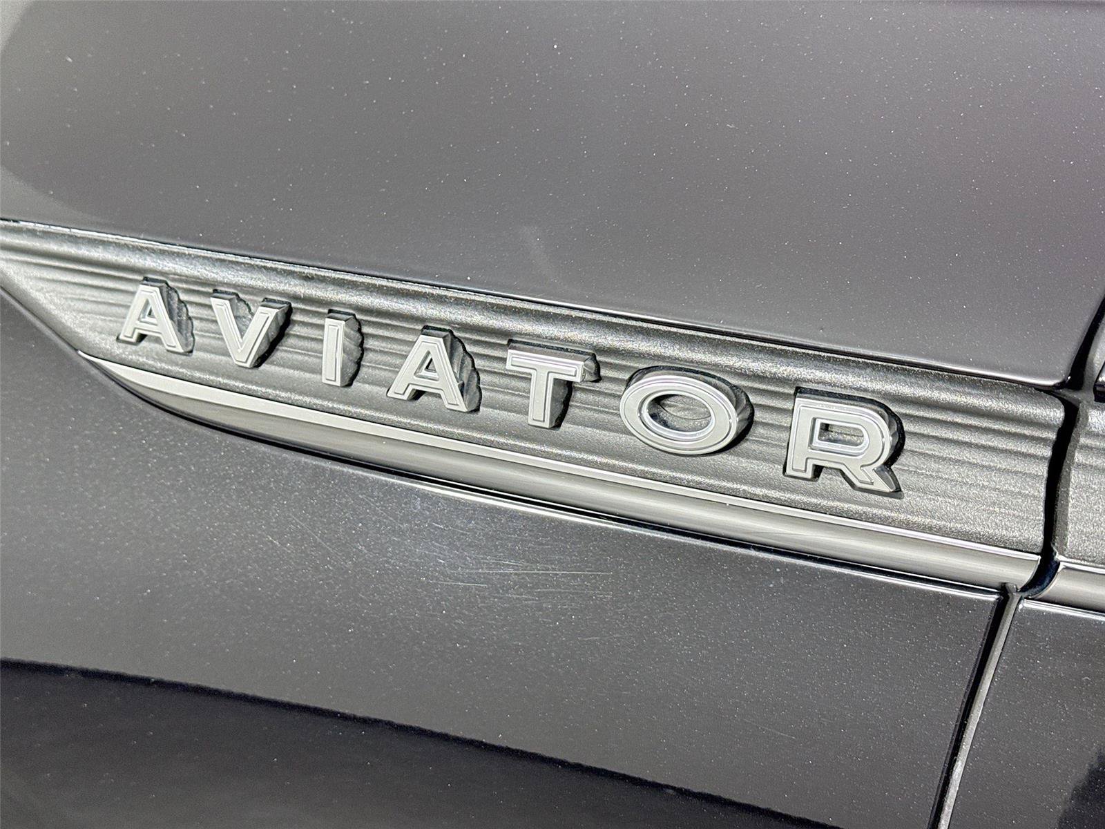 Used 2022 Lincoln Aviator Reserve AWD/4WD image 15