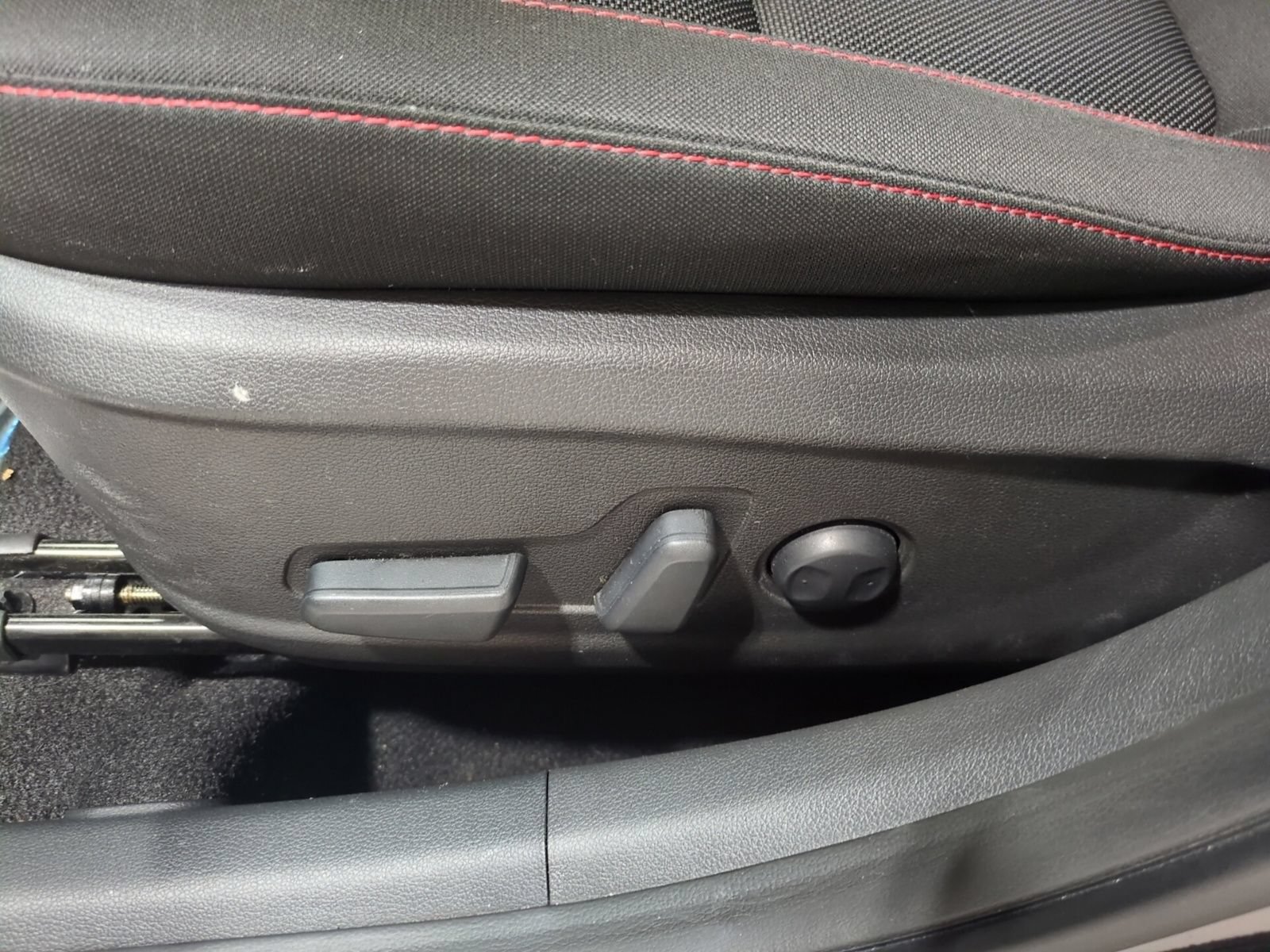 Certified 2022 Hyundai Kona N Line FWD image 17