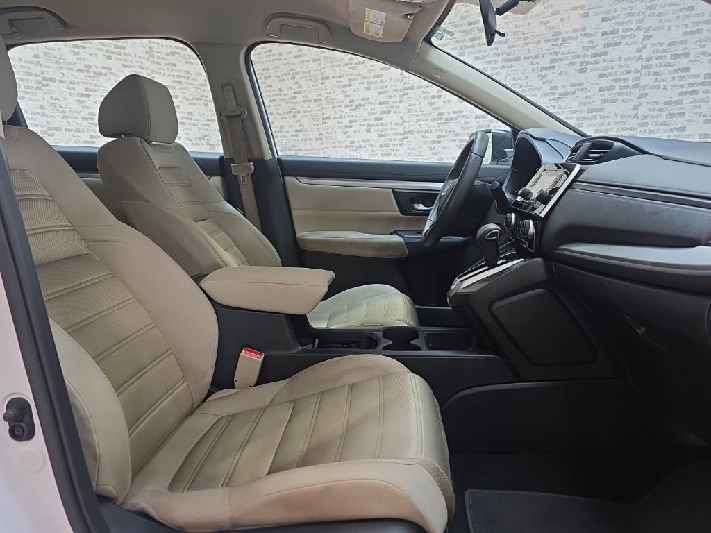 Used 2019 Honda CR-V LX image 12