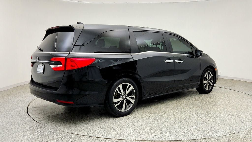 Used 2023 Honda Odyssey Touring image 5