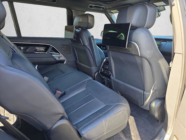 Used 2024 Land Rover Range Rover Long Wheelbase Autobiography AWD/4WD image 11