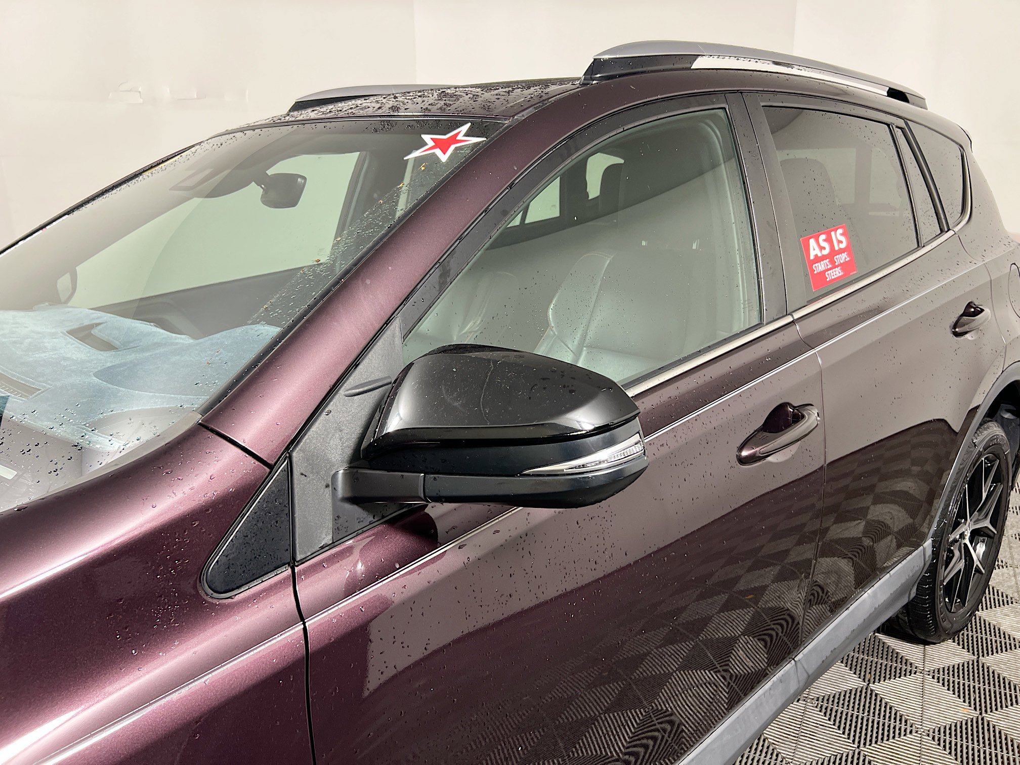 Used 2018 Toyota RAV4 SE w/ Power Extra Value Package FWD image 12