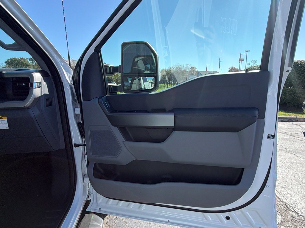 New 2027 Ford F350 XL w/ STX Appearance Package AWD/4WD image 27