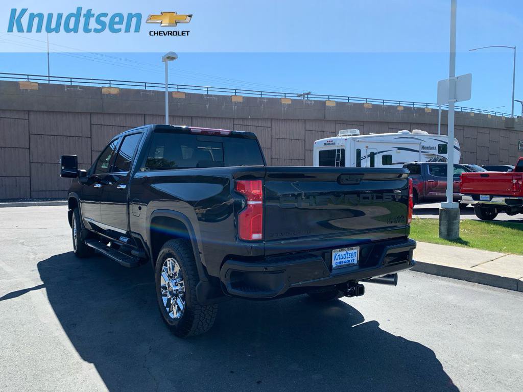 New 2026 Chevrolet Silverado 2500 High Country w/ Technology Package AWD/4WD image 5
