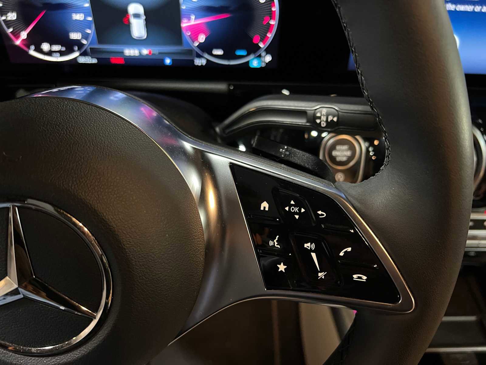 Certified 2025 Mercedes-Benz GLA 250 4MATIC image 24