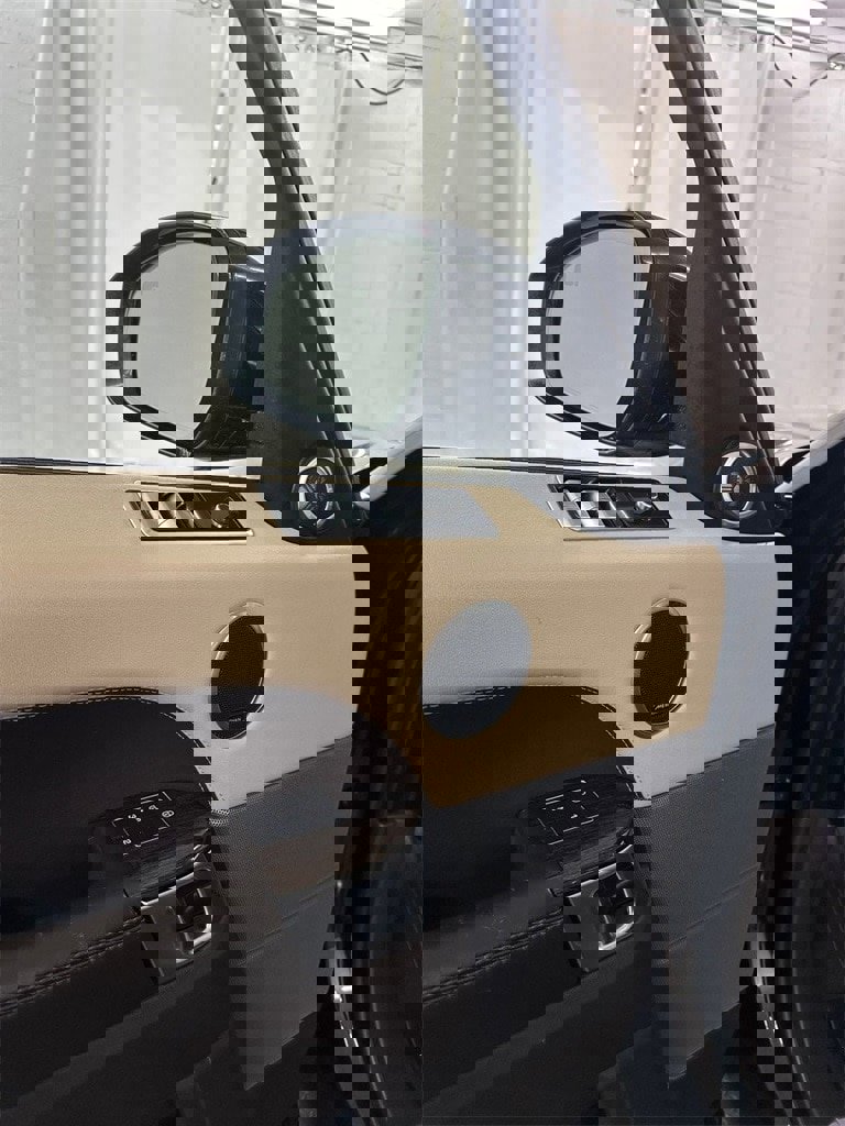 Used 2018 Land Rover Range Rover Sport HSE image 9