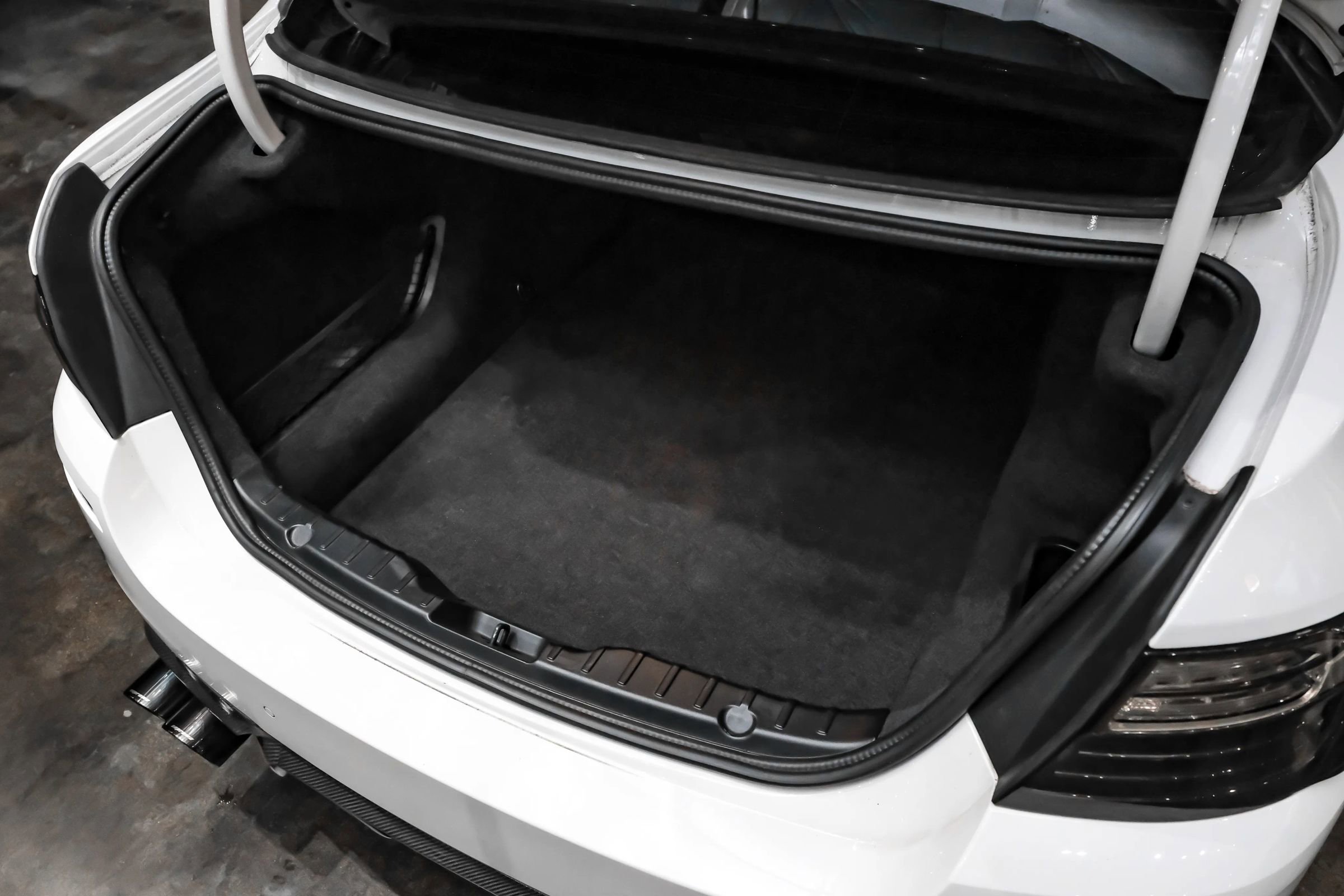 Used 2016 BMW 550i xDrive Sedan AWD/4WD image 48