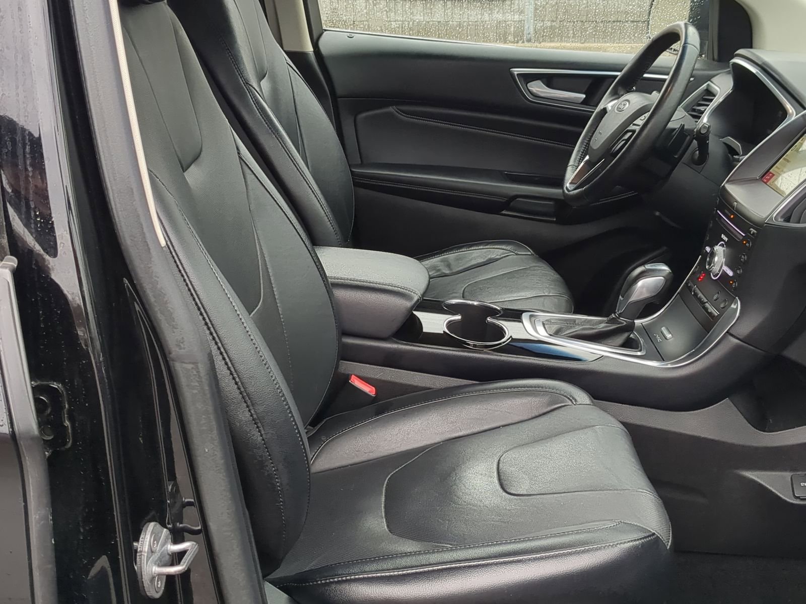 Used 2017 Ford Edge Titanium w/ Equipment Group 301A image 27