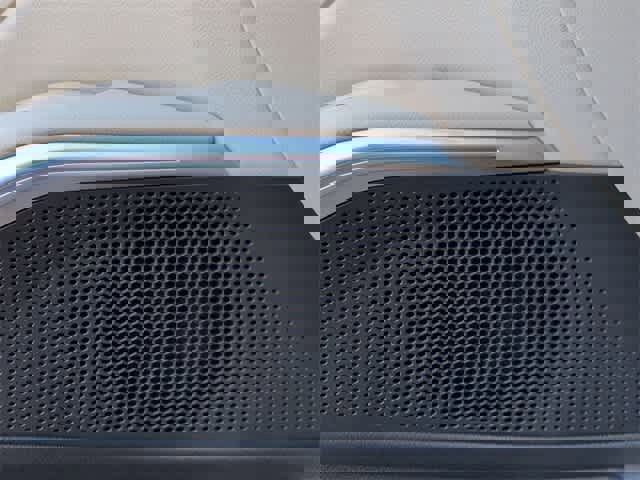 Used 2023 BMW 330e xDrive w/ Driving Assistance Package image 33