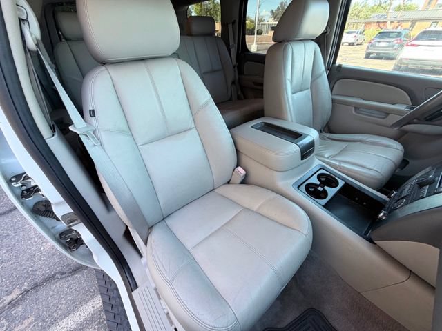 Used 2010 Chevrolet Tahoe LT w/ Suspension Package, Off-Road AWD/4WD image 15