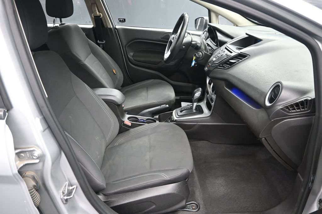 Used 2016 Ford Fiesta SE w/ Cold Weather Package FWD image 32