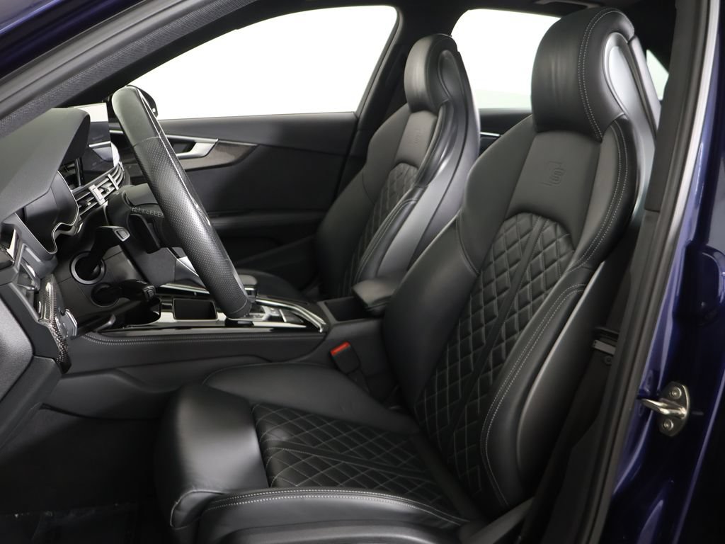 Used 2023 Audi S4 Premium Plus w/ Premium Plus Package AWD/4WD image 34