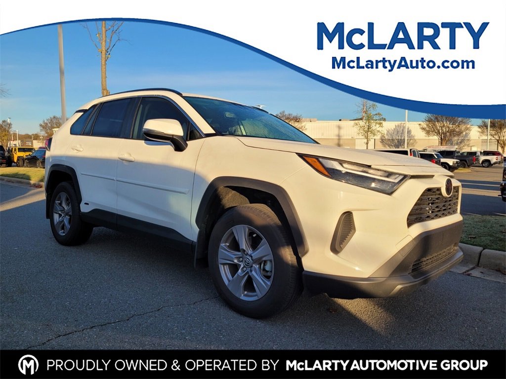 Used 2025 Toyota RAV4 XLE