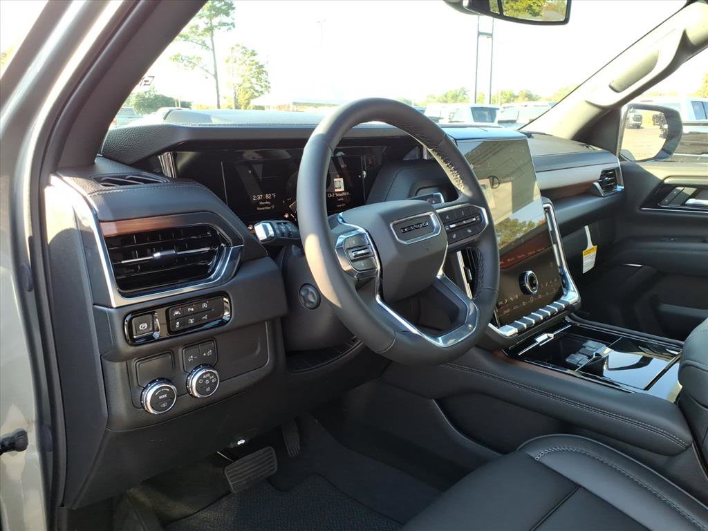 New 2026 GMC Yukon XL Denali image 8