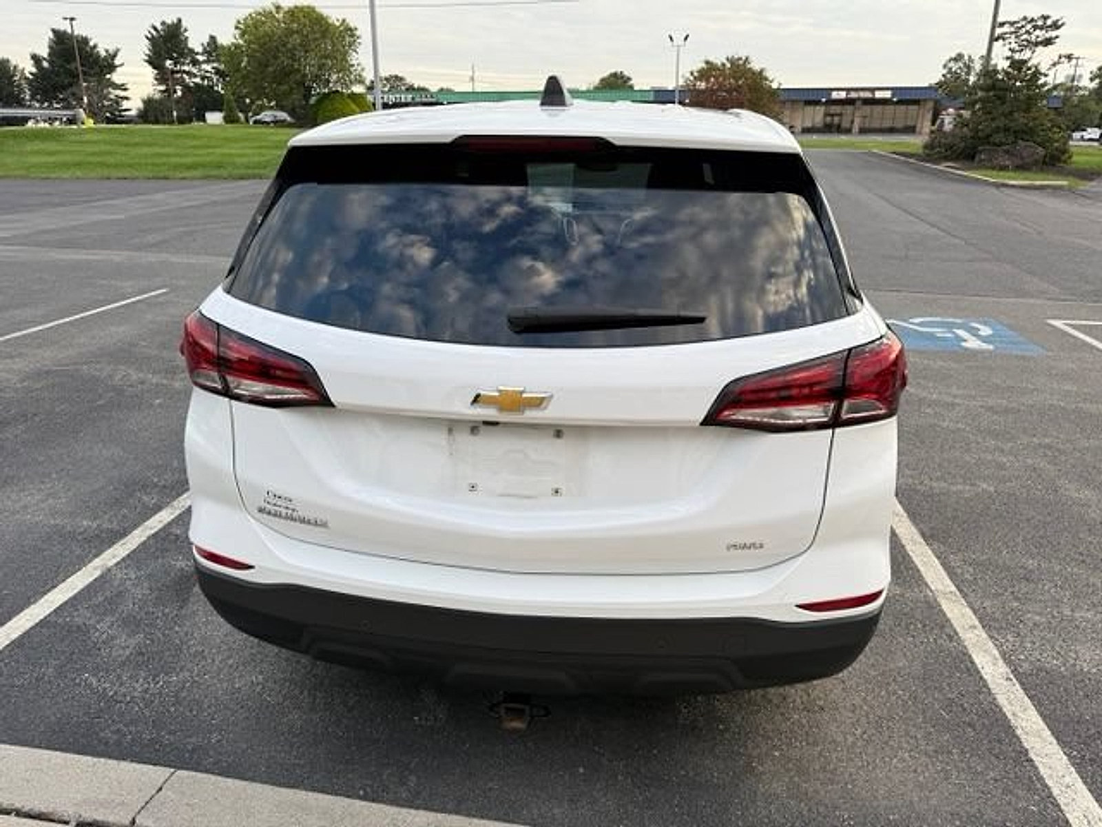 Certified 2024 Chevrolet Equinox LS w/ LS Convenience Package AWD/4WD image 7
