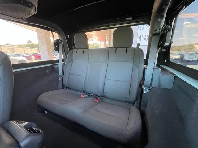 Used 2023 Jeep Wrangler Sport AWD/4WD image 30