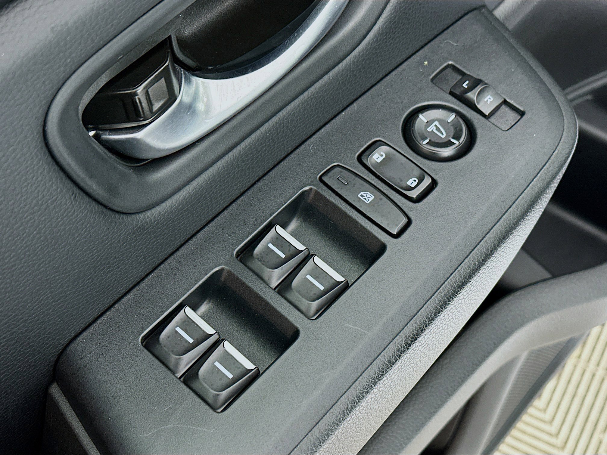 Certified 2025 Honda Pilot EX-L image 17