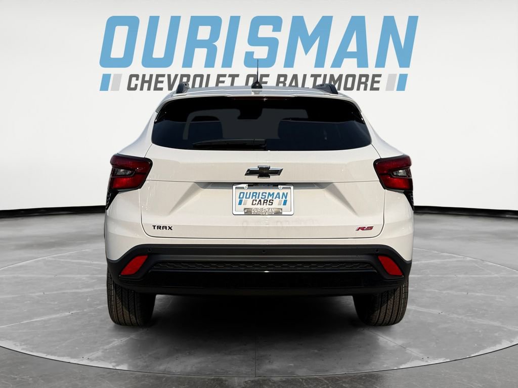 New 2026 Chevrolet Trax RS w/ Driver Confidence Package FWD image 5