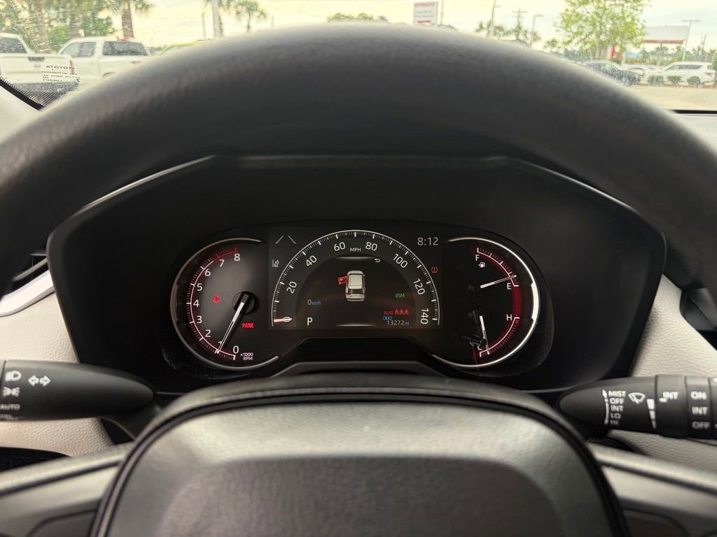 Used 2025 Toyota RAV4 XLE w/ Convenience Package FWD image 14