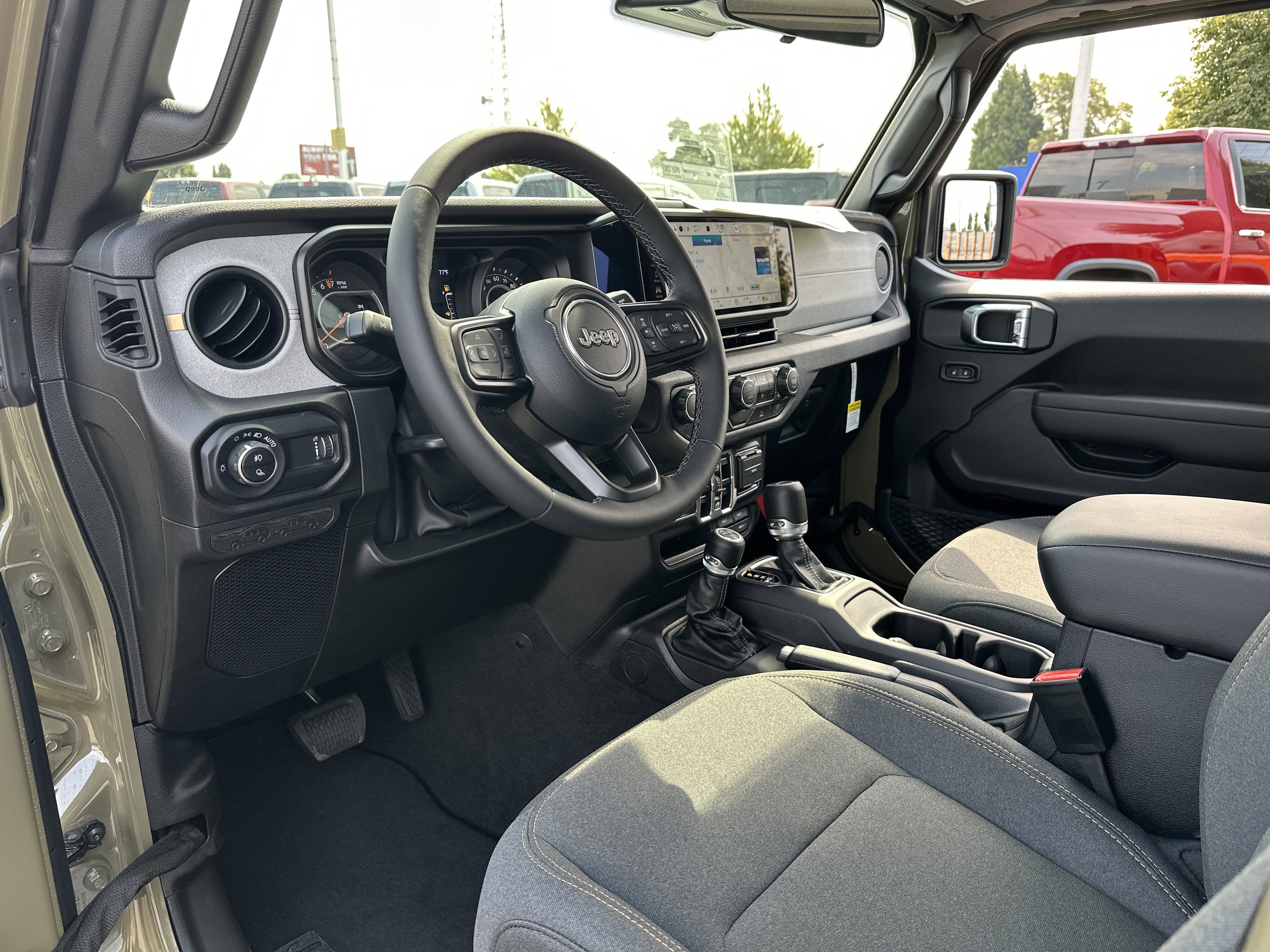 New 2025 Jeep Gladiator Sport image 9