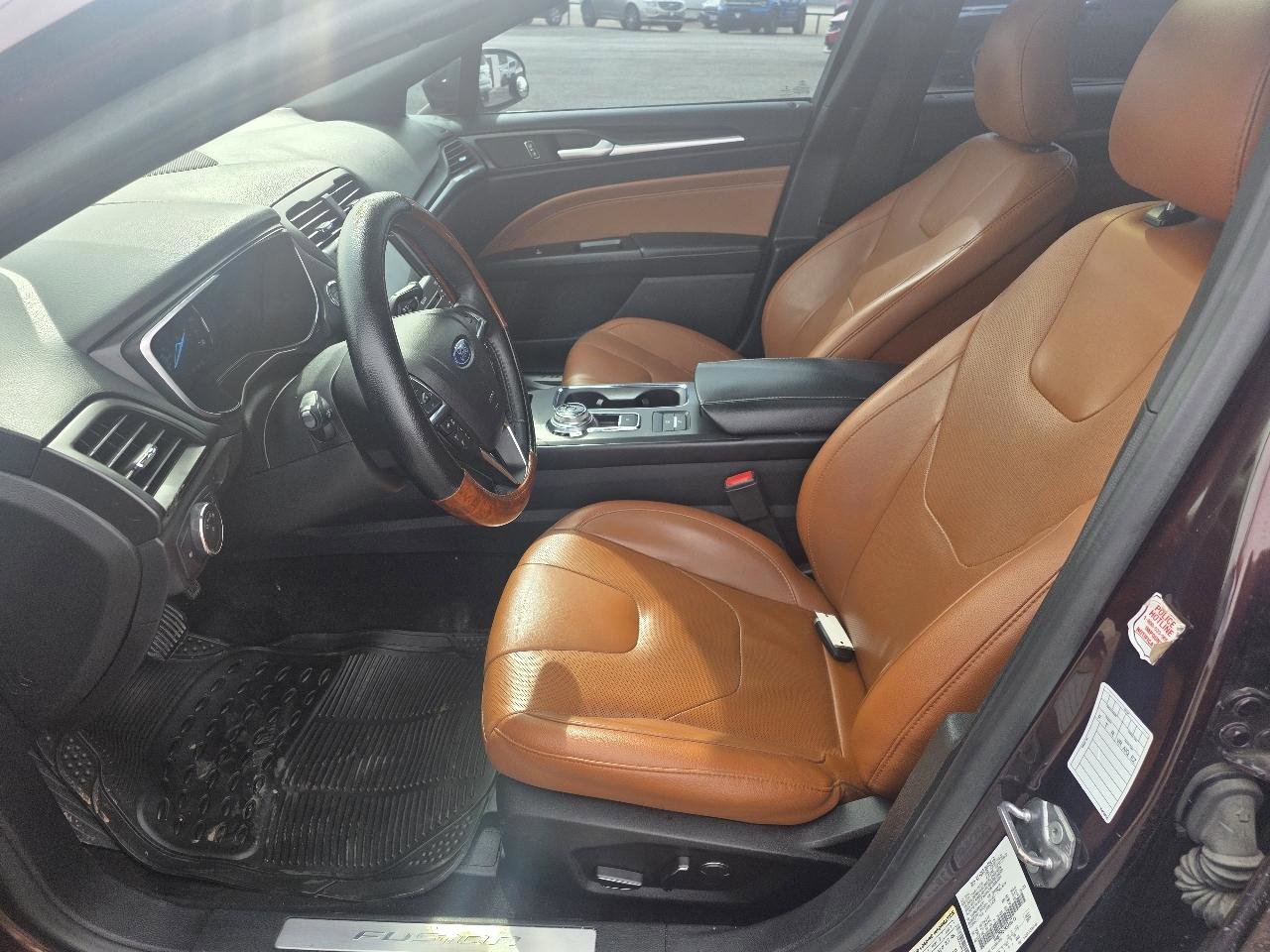 Used 2019 Ford Fusion Titanium FWD image 11